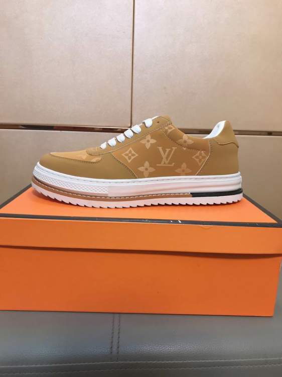 Picture of Louis Vuitton Shoes _SKULVsz38-44hnq111315780